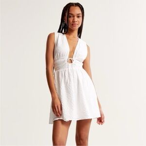 NWT Abercrombie Tie Front Dress